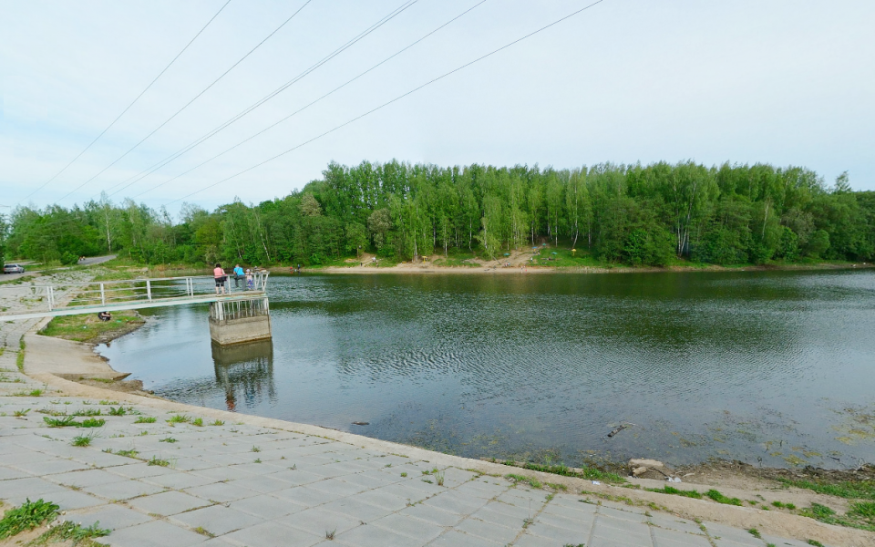 вода